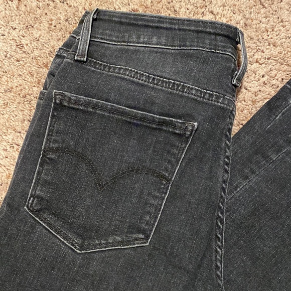 Levi Brand Black Skinny Jeans - HIGH RISE SKINNY - size 29 - Picture 4 of 5